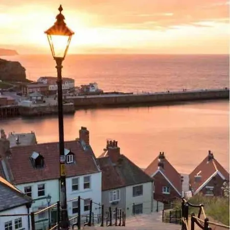 North Star * Whitby